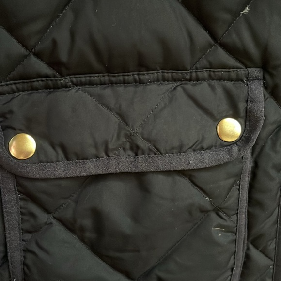 “J.Crew: Women’s Black Puffer Vest size small” - Picture 5 of 10